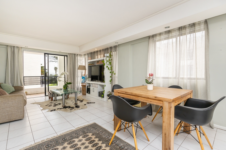 To Let 2 Bedroom Property for Rent in Sea Point Western Cape